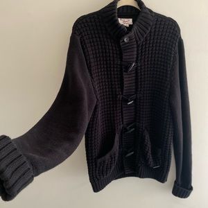 ✨Penguin zip up/button up sweater✨
